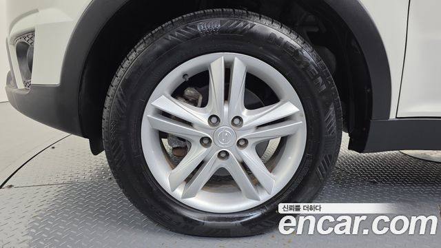 KG Mobility (SsangYong) Korando C 2.0 CVS 2WD Deluxe 2015 — фото 5