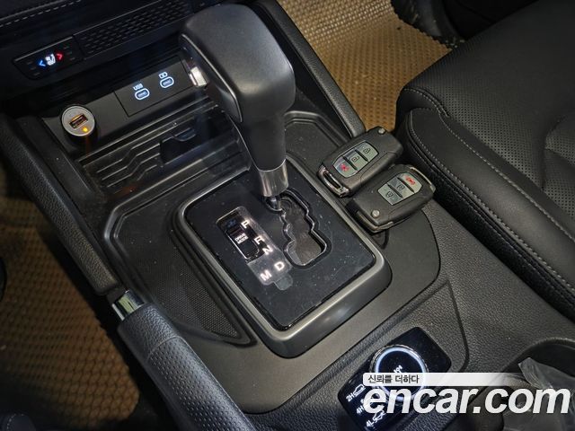 KG Mobility (SsangYong) Rexton Sports Khan Diesel 2.2 4WD Culman Prestige 2024 — фото 9