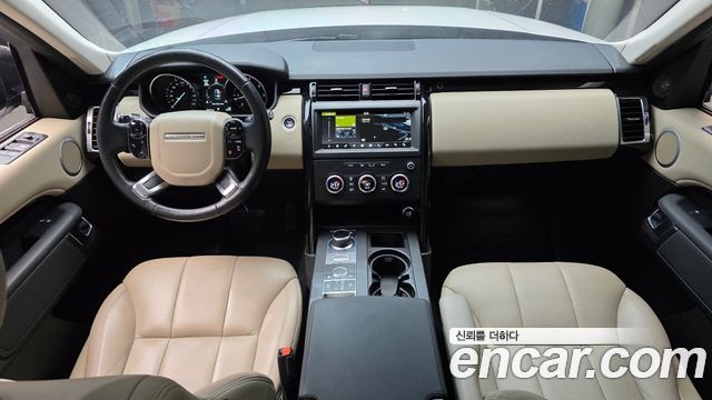 Land Rover Discovery 5 3.0 SD6 SE 2019 — фото 7