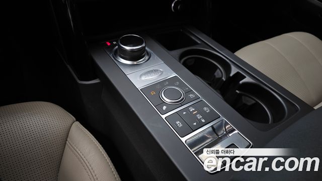Land Rover Discovery 5 3.0 SD6 SE 2019 — фото 9