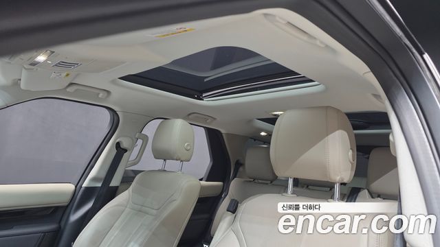 Land Rover Discovery 5 3.0 SD6 SE 2019 — фото 19