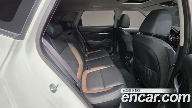 Kia Seltos Gasoline 1.6 Turbo 4WD Gravity 2022 — фото 11