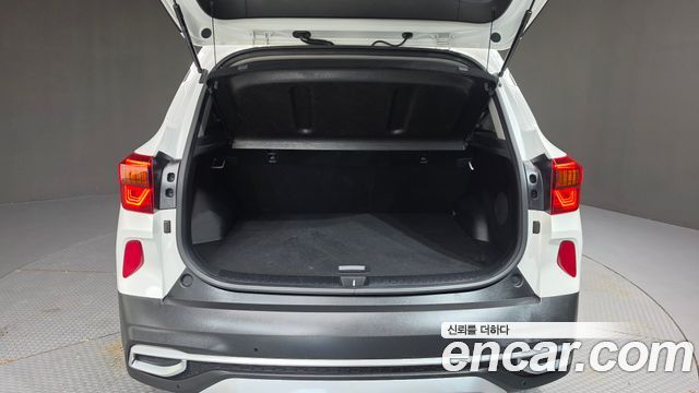 Kia Seltos Gasoline 1.6 Turbo 4WD Gravity 2022 — фото 19