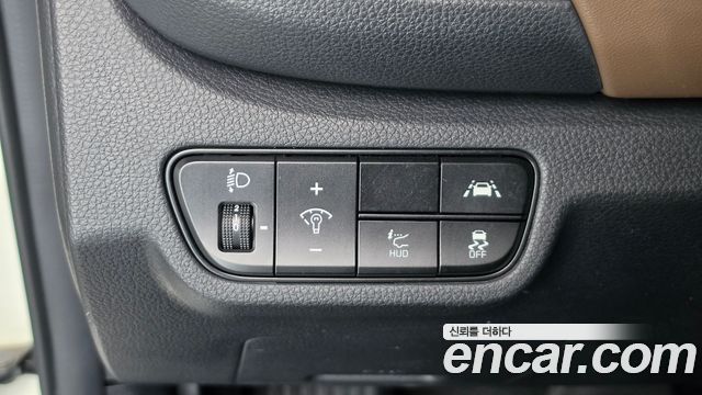 Kia Seltos Gasoline 1.6 Turbo 4WD Gravity 2022 — фото 27