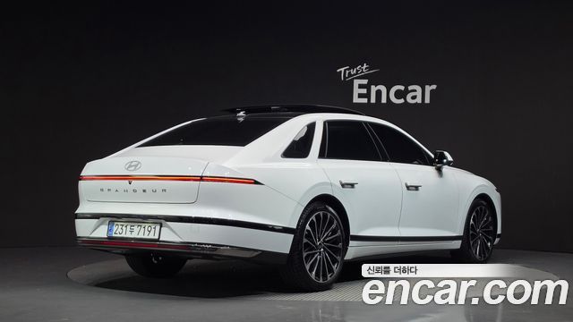 Hyundai Grandeur Hybrid (GN7) Calligraphy 2025 — фото 2