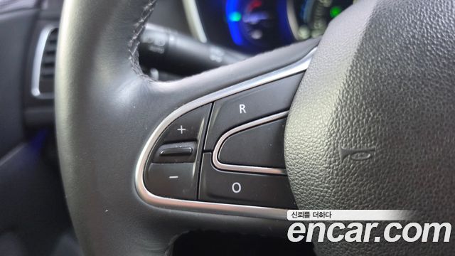 Renault Korea SM6 2.0 GDe LE 2016 — фото 16