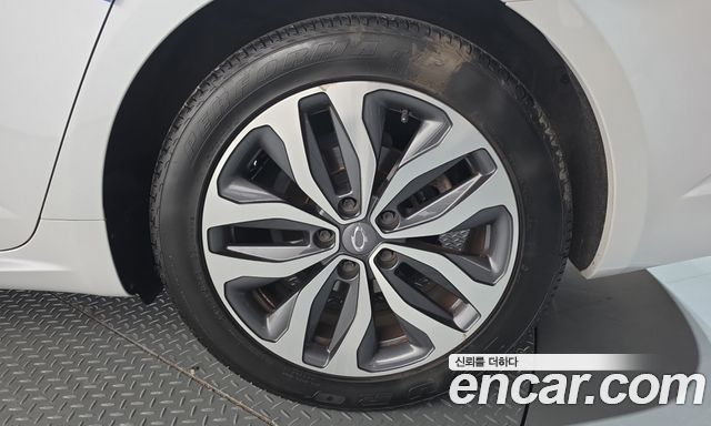 Renault Korea SM6 2.0 GDe LE 2016 — фото 21
