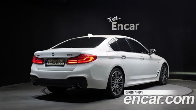 BMW 5 Series (G30) 530i xDrive M Sport Package Plus 2018 — фото 2