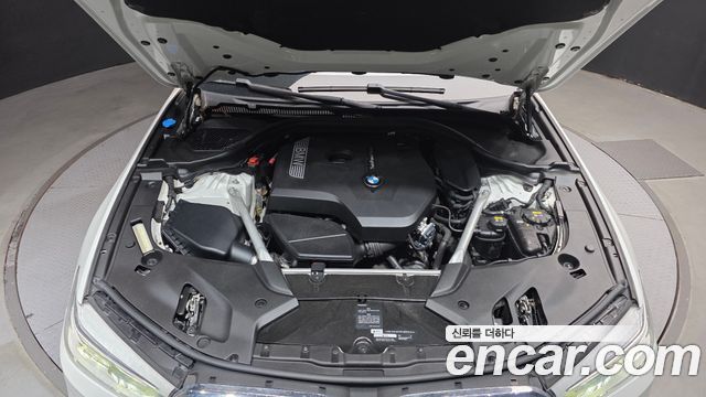 BMW 5 Series (G30) 530i xDrive M Sport Package Plus 2018 — фото 6