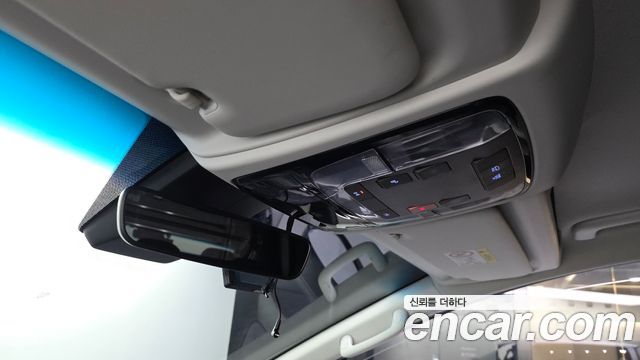 Hyundai Staria L3.5 Cargo 5-Seater Modern 2024 — фото 18