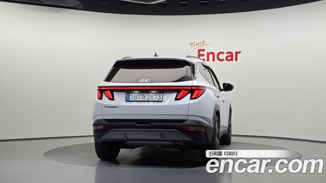 Hyundai Tucson (NX4) Gasoline 1.6 Turbo 2WD Inspiration 2021 — фото 4