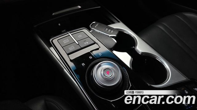 Kia K8 2.5 Gasoline 2WD Noblesse 2023 — фото 9