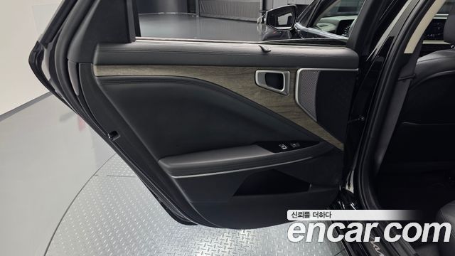 Kia K8 2.5 Gasoline 2WD Noblesse 2023 — фото 25