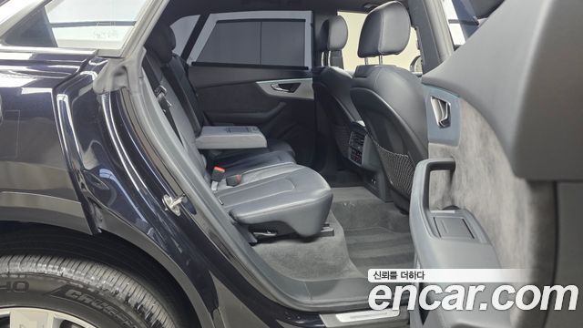 Audi Q8 (4M) 45 TDI Quattro Premium 2021 — фото 11