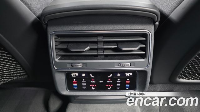 Audi Q8 (4M) 45 TDI Quattro Premium 2021 — фото 33
