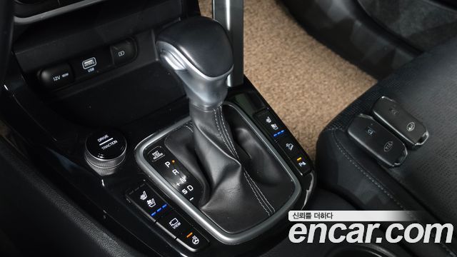 Kia Seltos Gasoline 1.6 Turbo 2WD Prestige 2021 — фото 9