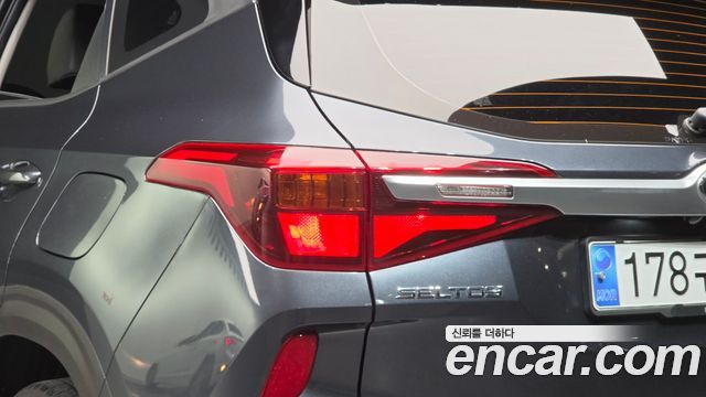 Kia Seltos Gasoline 1.6 Turbo 2WD Prestige 2021 — фото 23