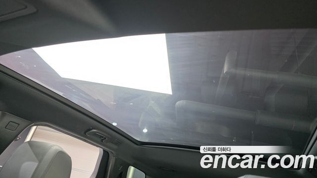 Land Rover Discovery Sport 2.0 TD4 HSE Luxury 2017 — фото 16