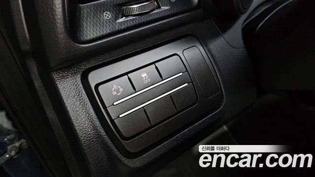 KG Mobility (SsangYong) Tivoli Air 1.6 IX 2WD 2018 — фото 17