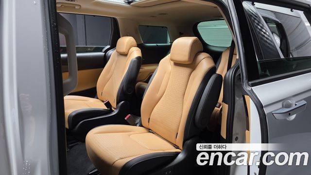 Kia Carnival (IV) Gasoline 9-Seater Signature 2023 — фото 16