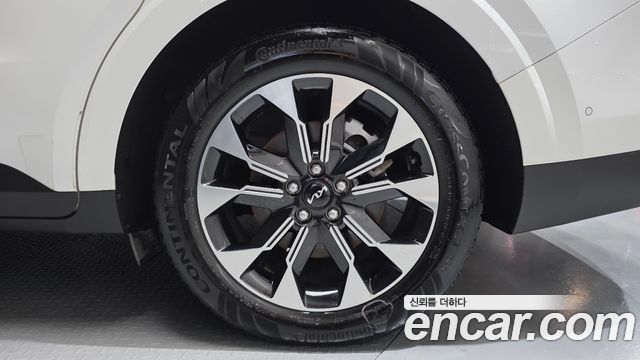 Kia Carnival (IV) Gasoline 9-Seater Signature 2023 — фото 27