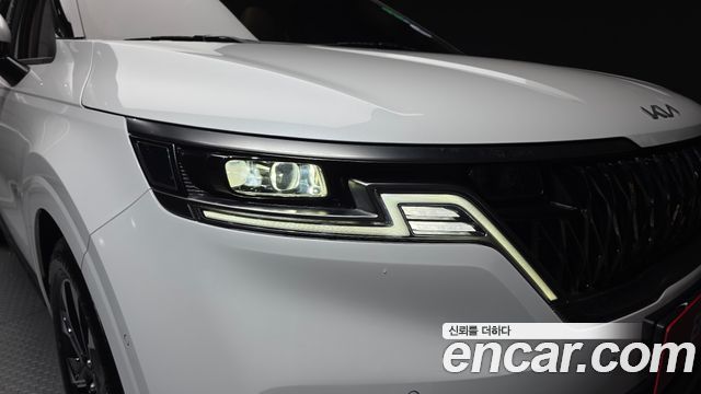 Kia Carnival (IV) Gasoline 9-Seater Signature 2023 — фото 28