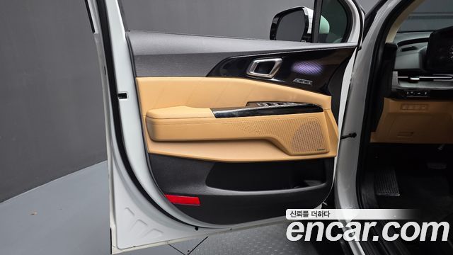 Kia Carnival (IV) Gasoline 9-Seater Signature 2023 — фото 30