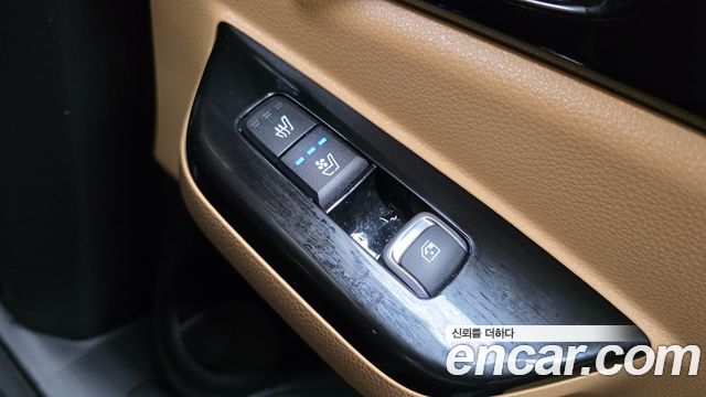 Kia Carnival (IV) Gasoline 9-Seater Signature 2023 — фото 34