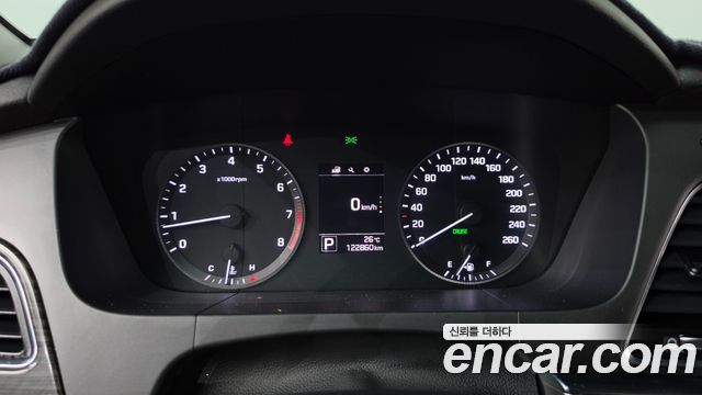 Hyundai Sonata (LF) 2.0 Smart 2015 — фото 8