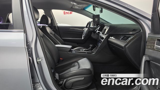 Hyundai Sonata (LF) 2.0 Smart 2015 — фото 26
