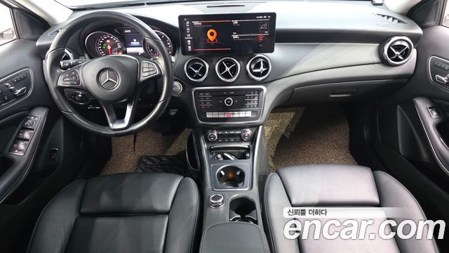 Mercedes-Benz GLA-Class (X156) GLA220 2018 — фото 7