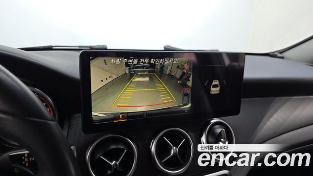 Mercedes-Benz GLA-Class (X156) GLA220 2018 — фото 14