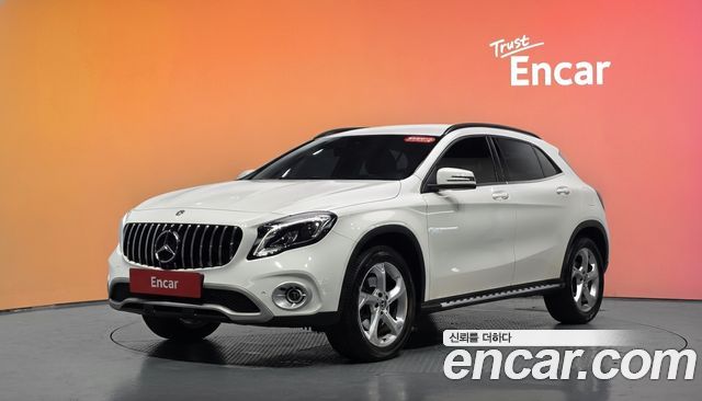Mercedes-Benz GLA-Class (X156) GLA220
