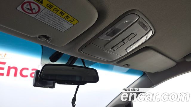 Kia Carnival 9-Seater Luxury 2019 — фото 18