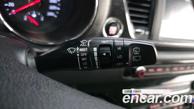 Kia Carnival 9-Seater Luxury 2019 — фото 28
