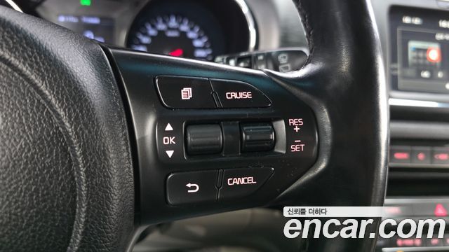 Kia Carnival 9-Seater Luxury 2019 — фото 29