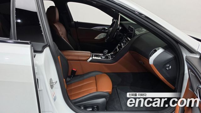 BMW 8 Series (G15) M850i xDrive Gran Coupe 2024 — фото 26