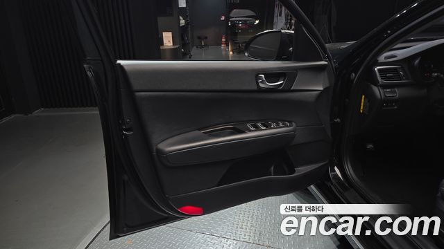Kia K5 (II) 2.0 MX Noblesse 2016 — фото 24