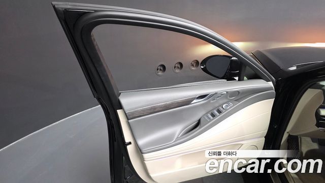Genesis G80 (RG3) Gasoline 2.5 Turbo AWD 2026 — фото 24