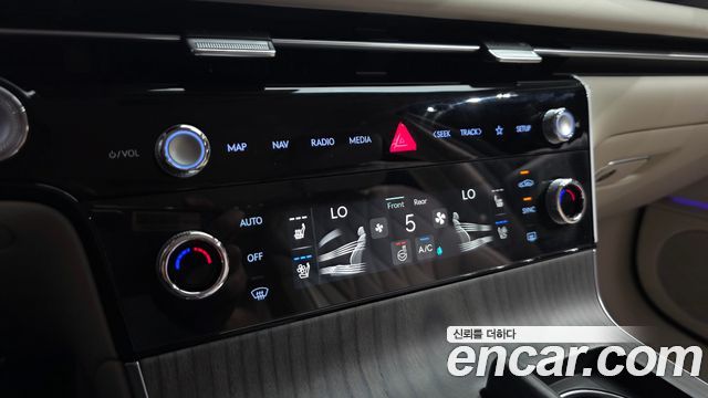 Genesis G80 (RG3) Gasoline 2.5 Turbo AWD 2026 — фото 31
