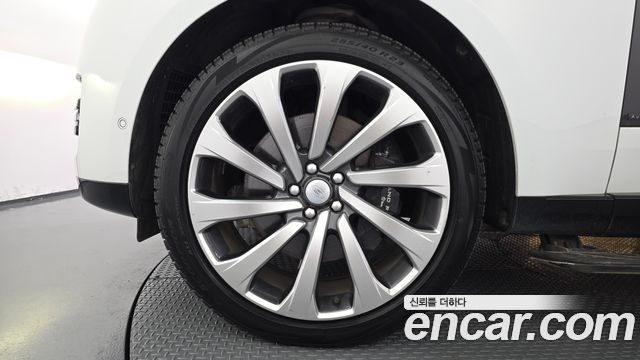 Land Rover Range Rover (V) P530 Autobiography Long Wheel Base 2023 — фото 5