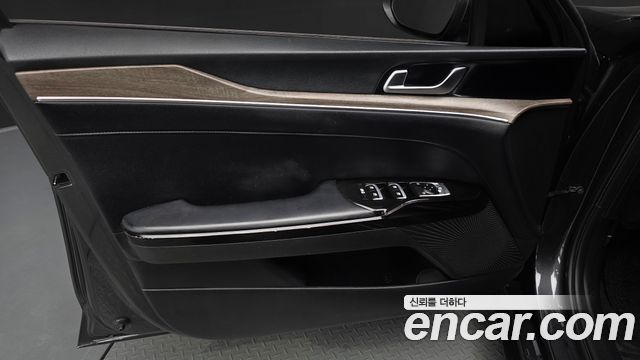 Kia K5 (III) 2.0 Noblesse 2020 — фото 24