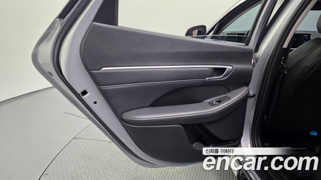 Hyundai Sonata The Edge (DN8) 2.0 LPG(Taxi) Mobility 2026 — фото 31