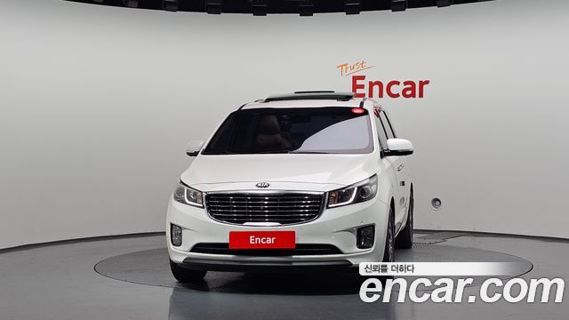 Kia Carnival 11-seater Noblesse 2016 — фото 3