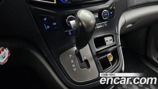 Hyundai Grand Starex Wagon 12-Seater Smart 2019 — фото 9