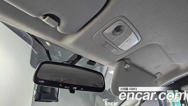 Hyundai Grand Starex Wagon 12-Seater Smart 2019 — фото 18
