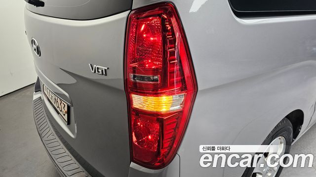 Hyundai Grand Starex Wagon 12-Seater Smart 2019 — фото 23