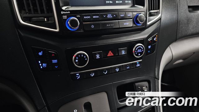 Hyundai Grand Starex Wagon 12-Seater Smart 2019 — фото 29
