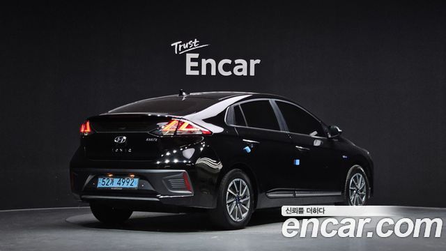 Hyundai Ioniq Electric Q 2020 — фото 2