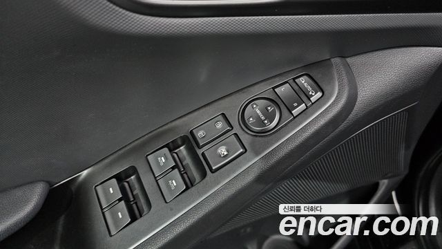 Hyundai Ioniq Electric Q 2020 — фото 15